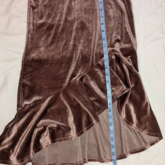 Pink Forever 21 high/low velvet skirt size medium - Picture 3 of 6